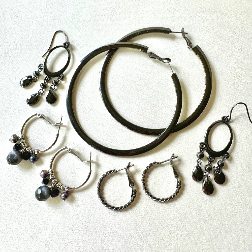 Set of 4 Earrings, Silver, Gunmetal
